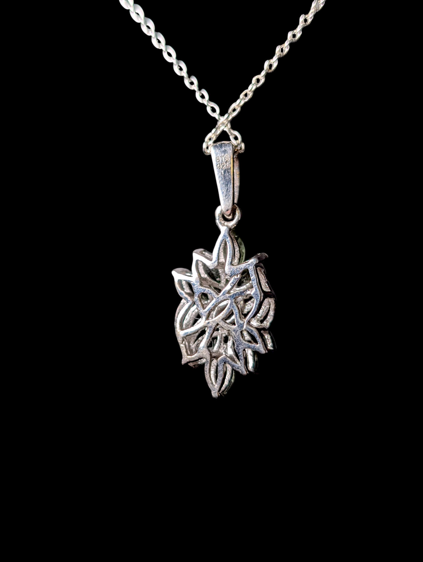 Vintage 1.25 Carat Marquise Cut Genuine Green Apatite Sterling Pendant and Delicate Made in Italy Chain Necklace