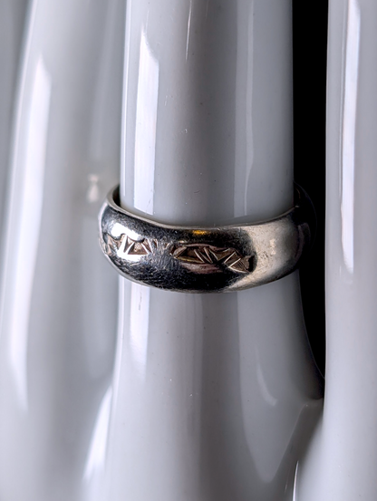 Vintage 6.25mm Wide Carved Sterling Silver Band Ring