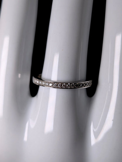 Vintage Jeulia Simulated Diamond Eternity Stackable Sterling Silver Band Ring