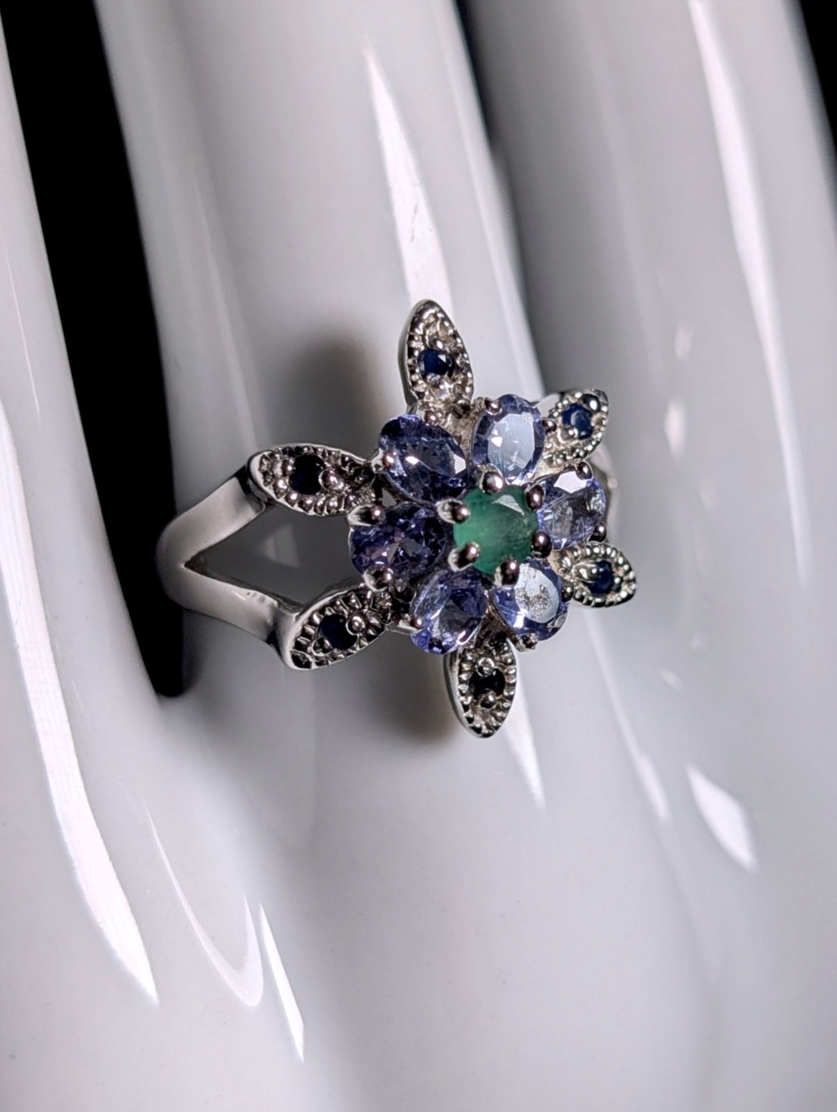 Vintage Genuine Emerald, Tanzanite and Sapphire Cluster Starburst Sterling Silver Ring