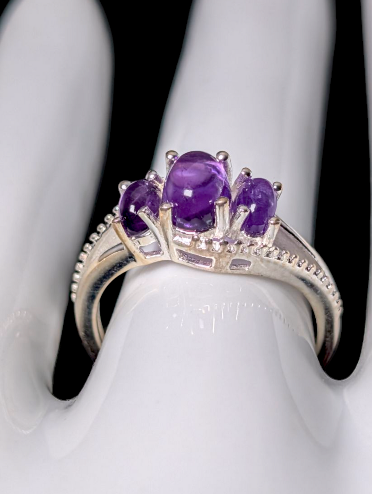 Vintage 3 Stone Cabochon Genuine Grape Amethyst Sterling Silver Split Shank Cross Over Ring