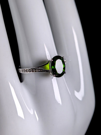 Vintage Genuine Chrome Diopside Solitaire and White Topaz Sterling Silver Ring