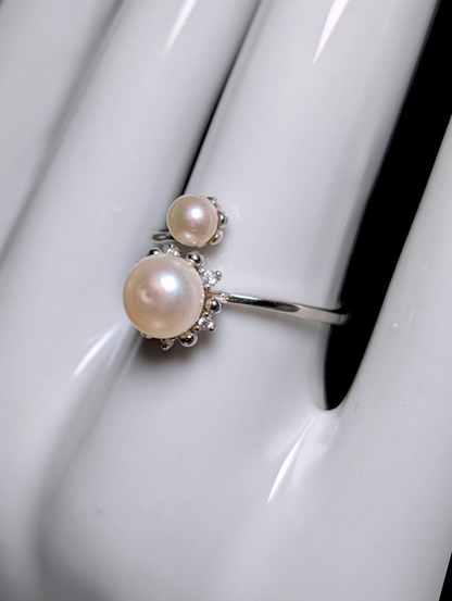 Vintage Inspired Crossover Sun and Moon Genuine Cultured Pearl with Simulated Diamond Starburst Halo Dainty Sterling Silver Ring