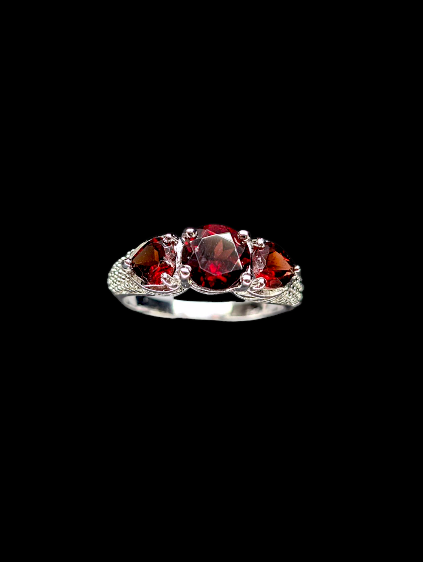 Vintage Round and Heart Cut Genuine Garnet Sterling Silver Ring