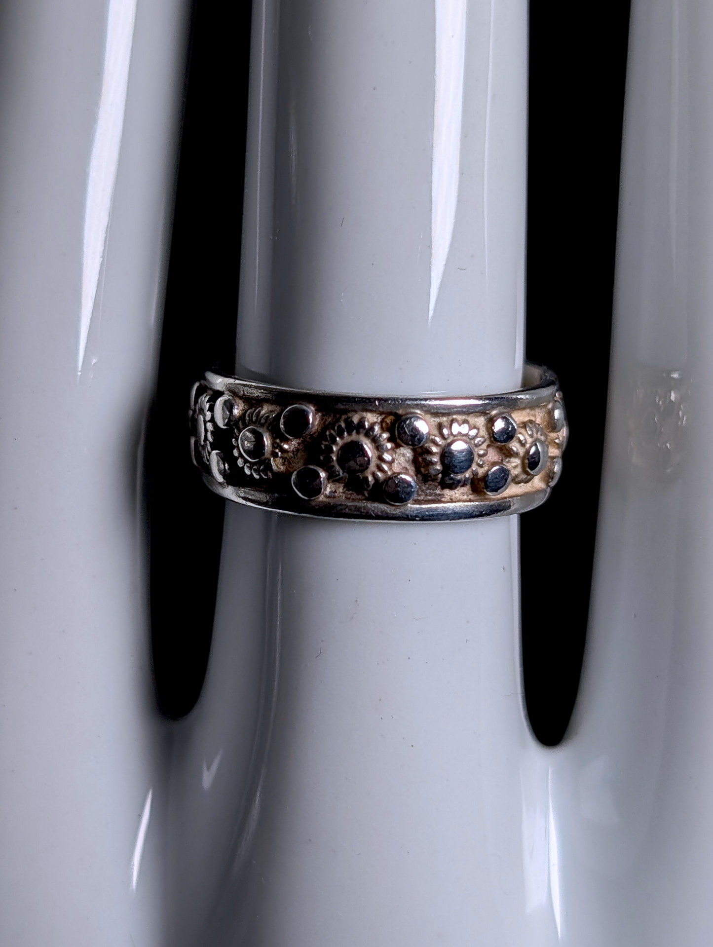 Vintage Daisy Flower Sterling Silver Band Ring