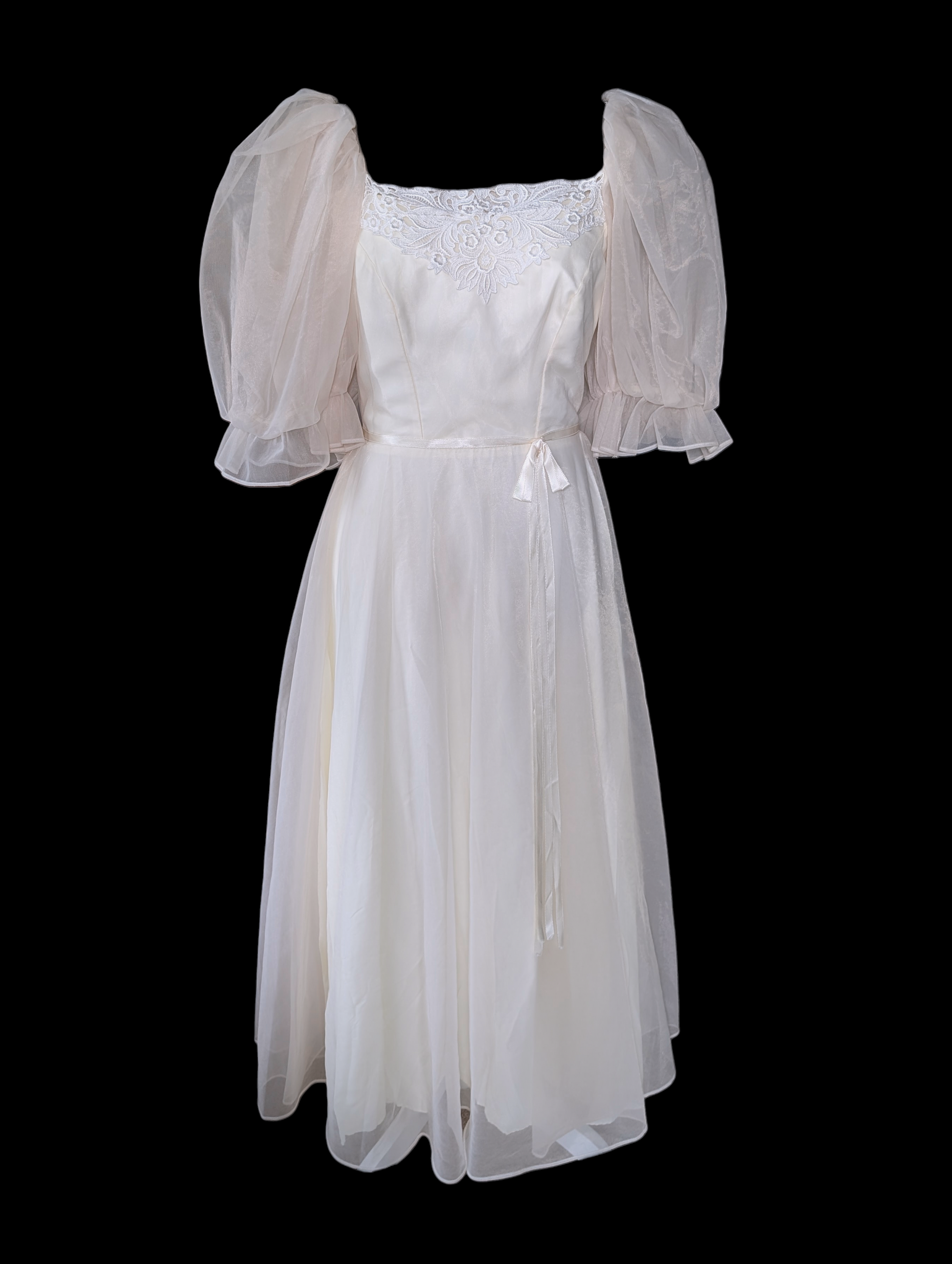 vintage chiffon wedding dress Vintage 1950's Long Sleeve Chiffon Wedding Gown / Lace / Size XXS Petite