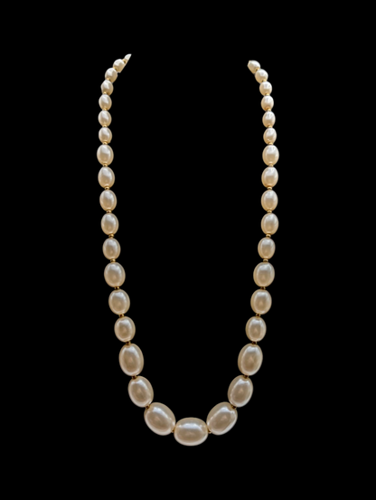 U Pick: Vintage Single Strand Simulated Pearl Necklace