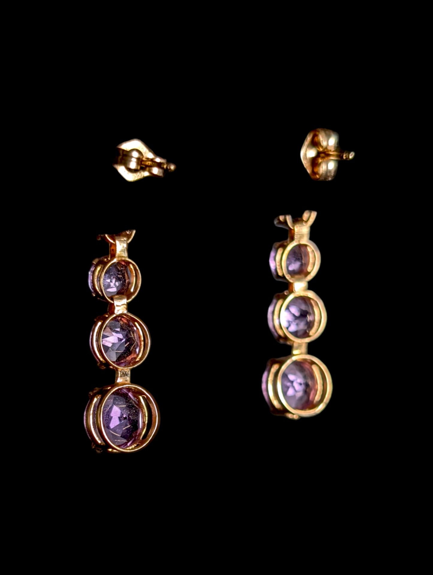 Vintage Round Cut Graduating Genuine Amethyst 14k Yellow Gold Dangle Earrings