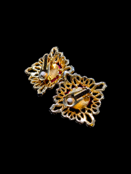 1950s-1960s Vintage Red Coral Cabochon and Gold Toned Filigree Costume Clip On Earrings
