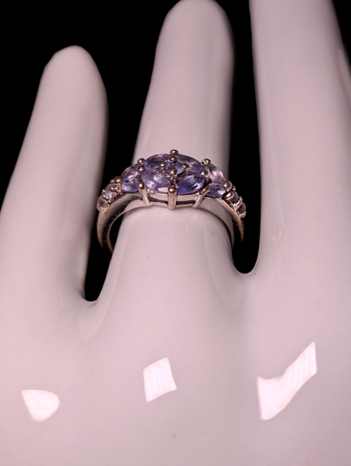 Vintage Stauer Elegant Genuine Tanzanite Sterling Silver Ring