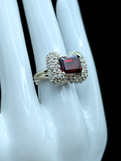 Vintage Bow Genuine Garnet Emerald East West Cut and White Topaz Cluster Sterling Silver Statement Cocktail Ring