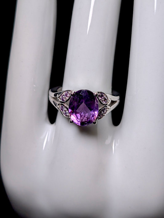 Vintage Ethereal Oval Cut Genuine Purple Amethyst Solitaire Sterling Silver Ring