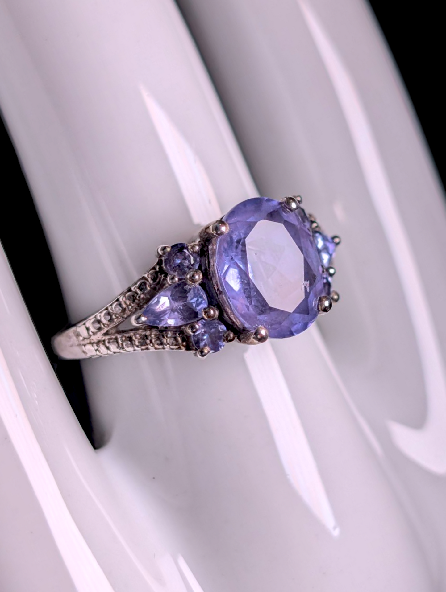 Vintage 2.5 Carat Oval Cut Solitaire Genuine Tanzanite Sterling Silver Statement Ring