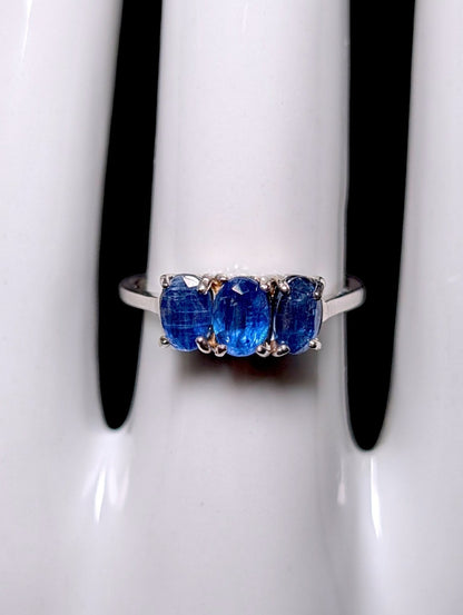 Vintage 3 Stone Genuine Kyanite Sterling Silver Band Ring