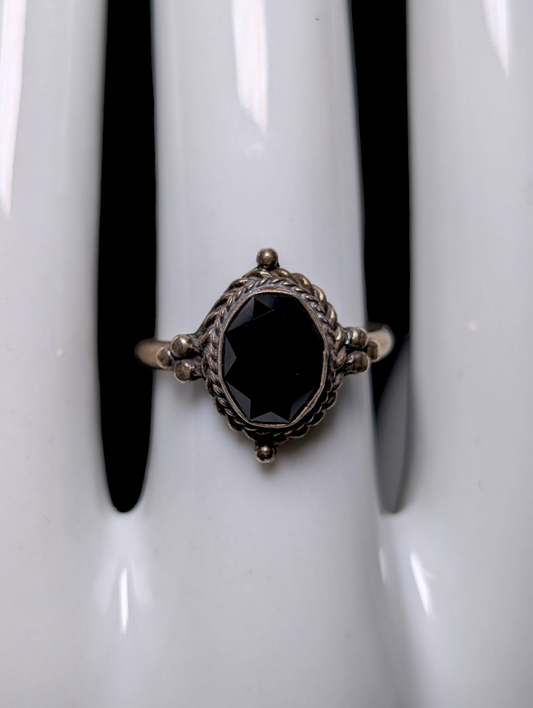 Vintage Artesian Genuine Faceted Black Onyx Solitaire Braided Tarnished Sterling Silver Filigree Ring