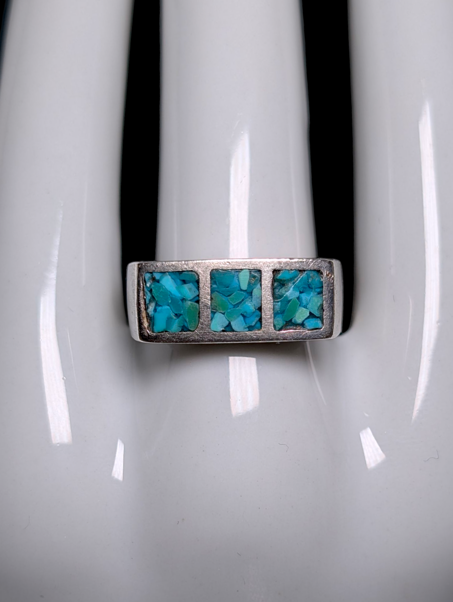Vintage Native Southwest Handmade Inlay Genuine Turquoise Hammered Sterling Silver Band Ring
