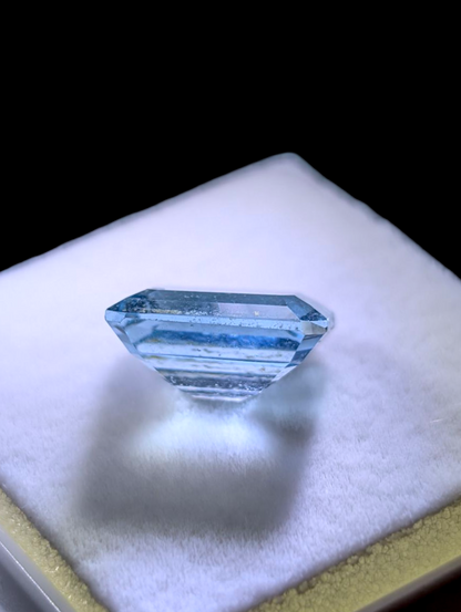 3.75 Carat Emerald Cut Genuine Swiss Blue Topaz Loose Gemstone