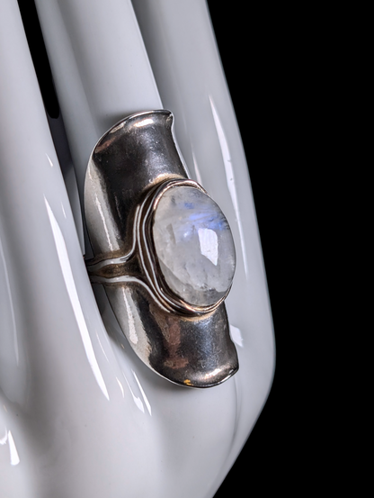 Vintage Designer Shablool Didae Genuine Moonstone Israel Sterling Silver Shield Ring