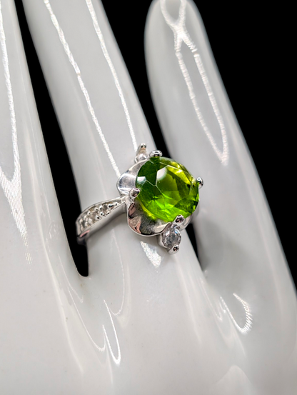 Vintage Simulated Peridot Bright Green Eclectic Unique Ring