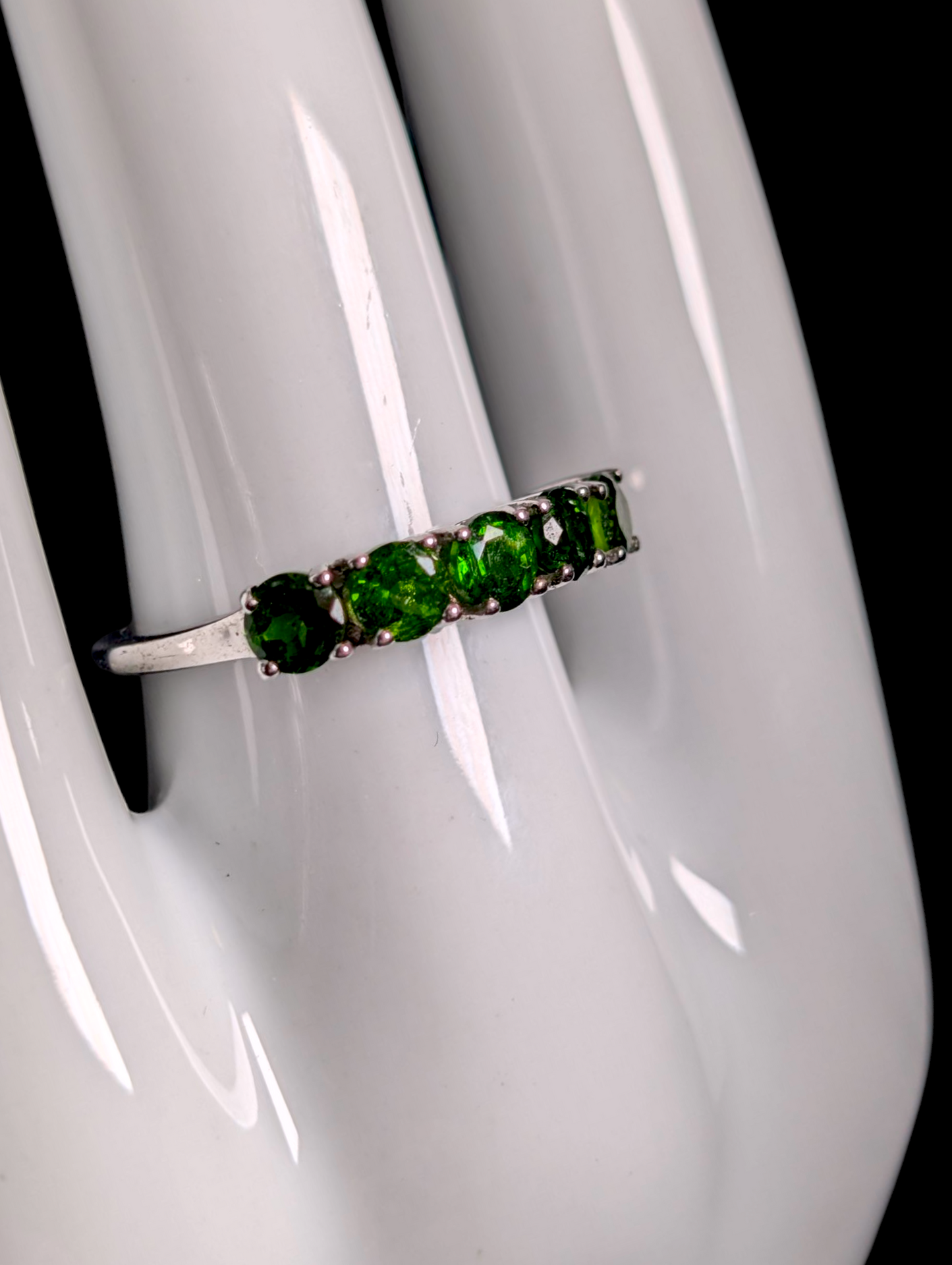 Vintage Round Cut Half Eternity Band Genuine Green Chrome Diopside Sterling Silver Ring