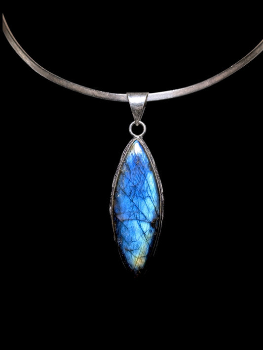 Vintage Large Genuine Blue Fire Labradorite Marquise Solitaire Sterling Silver Pendant