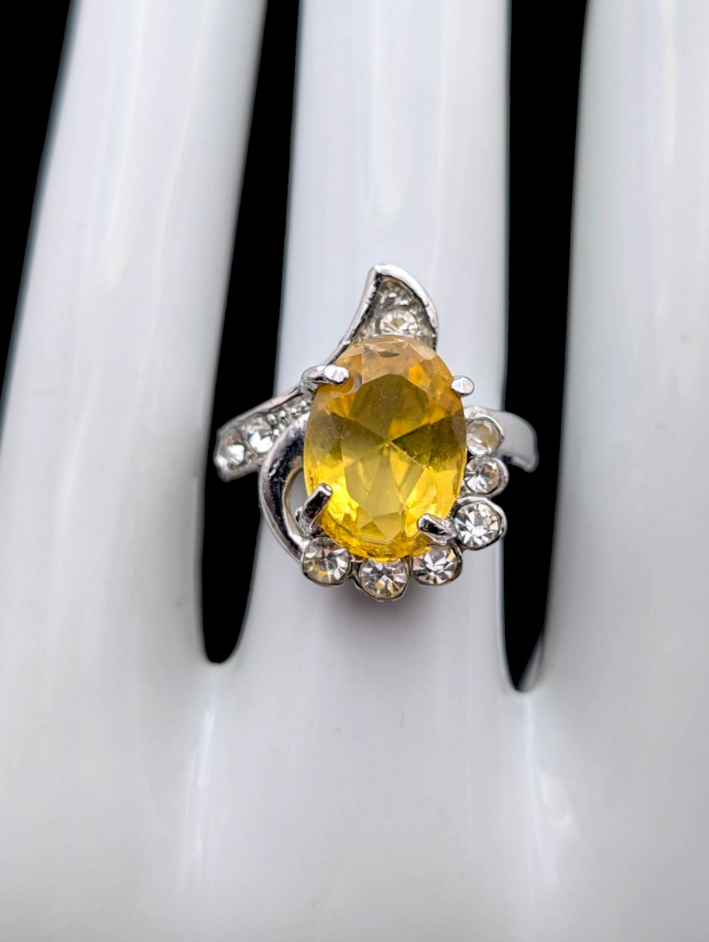 Vintage Unique Simulated Citrine and Simulated Diamond Accented Silver Toned Statement Ring