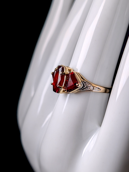 Vintage Designer Trillion Cut Genuine Garnet Three Stone and Diamond Accented 14k Solid Yellow Gold Ring