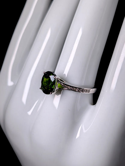 Vintage Genuine Chrome Diopside Solitaire and White Topaz Sterling Silver Ring