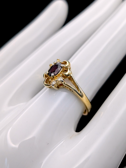 Vintage Solitaire Oval Genuine Garnet 14k Yellow Gold Vermeil Ring