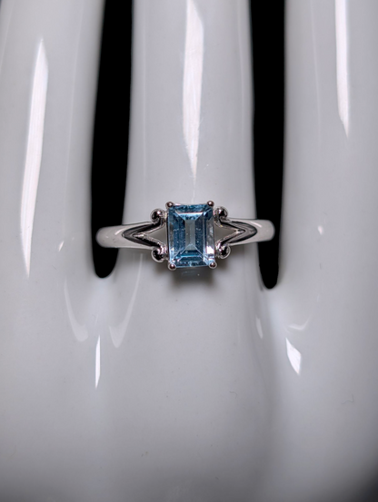 Vintage Emerald Cut Genuine Sky Blue Topaz Solitaire Dainty Sterling Silver Ring