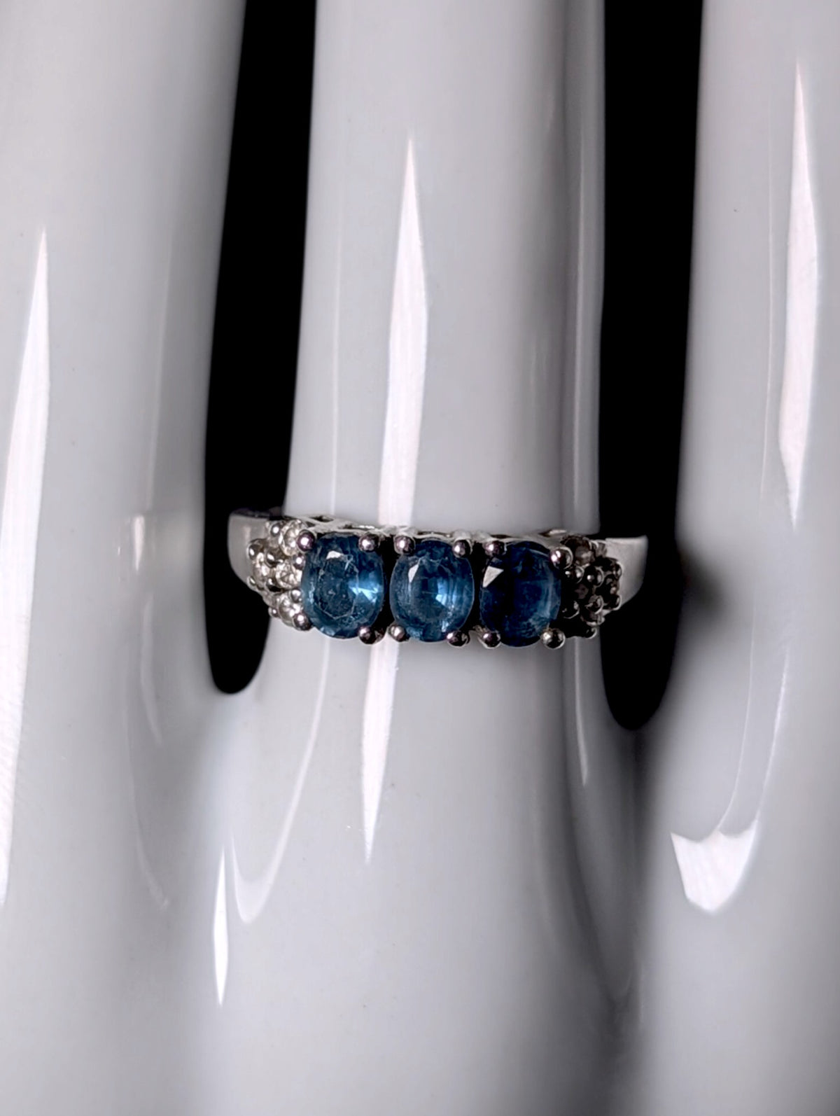 Vintage 3 Stone Genuine Blue Sapphire and White Topaz Band Sterling Silver Ring