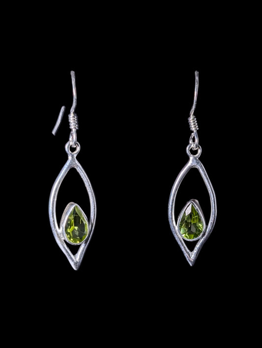 Vintage Tear Drop Pear Bezel Genuine Peridot Dangle Sterling Silver Earrings