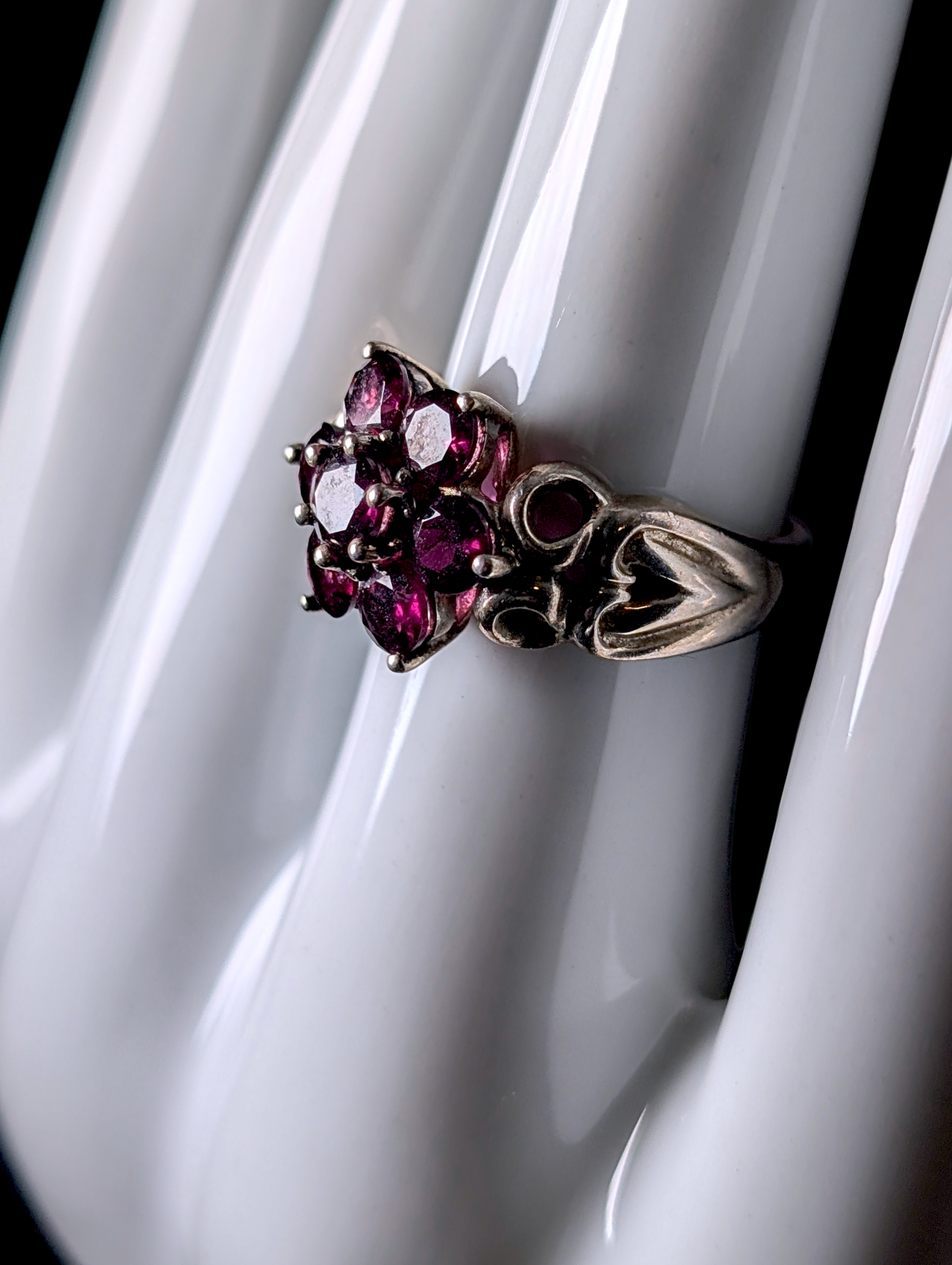 Vintage Michelle Albala Genuine Purple Garnet Flower and Heart Sterling Silver Ring
