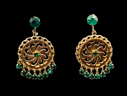 1950s - 1960s Emerald Rhinestone Medallion Dreamcatcher Earrings in Gold