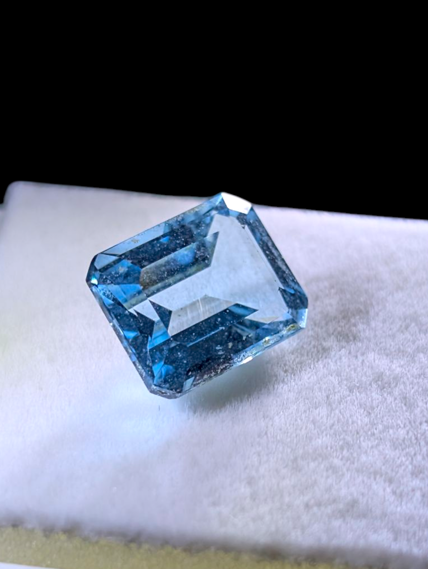 3.75 Carat Emerald Cut Genuine Swiss Blue Topaz Loose Gemstone