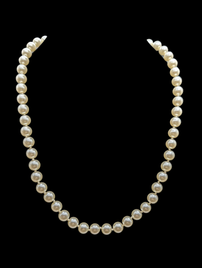 U Pick: Vintage Single Strand Simulated Pearl Necklace