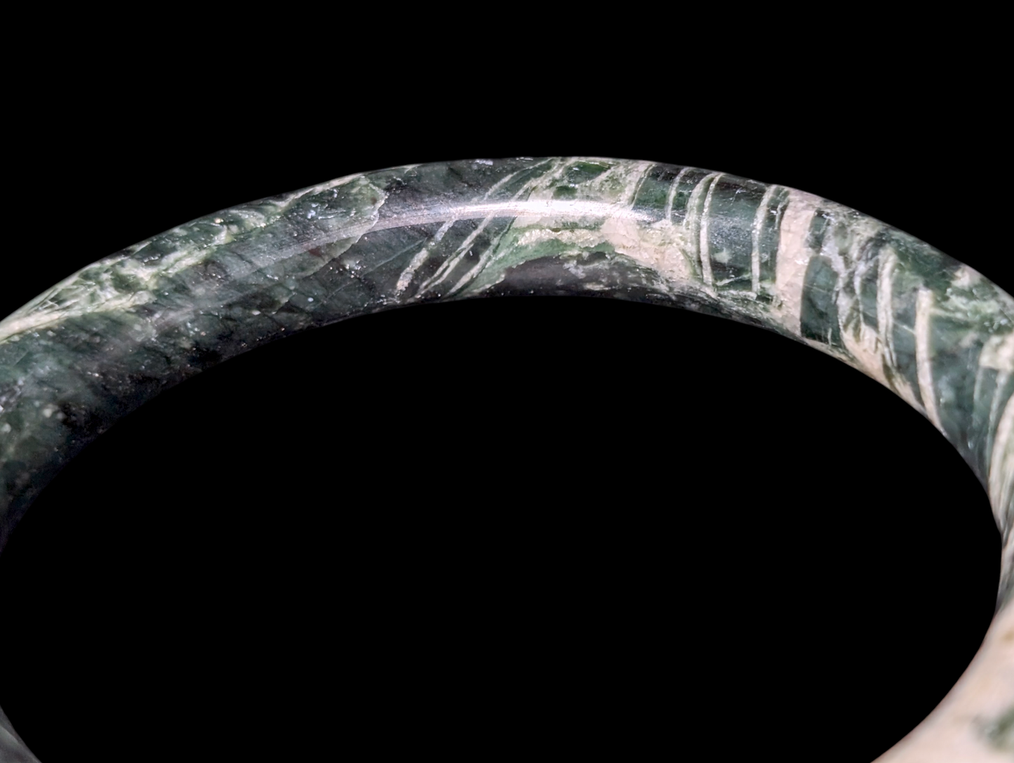 Vintage Mottled Green and White Genuine Serpentine "New Jade" Bangle Bracelet
