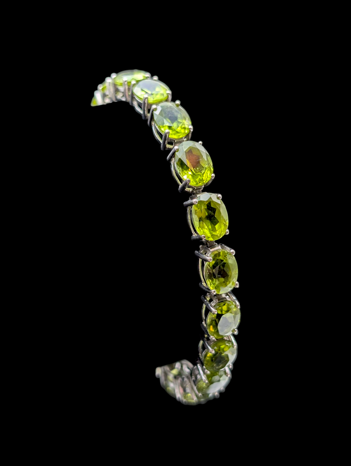 Vintage 28 Carat Oval Cut Genuine Peridot Sterling Silver Tennis Bracelet