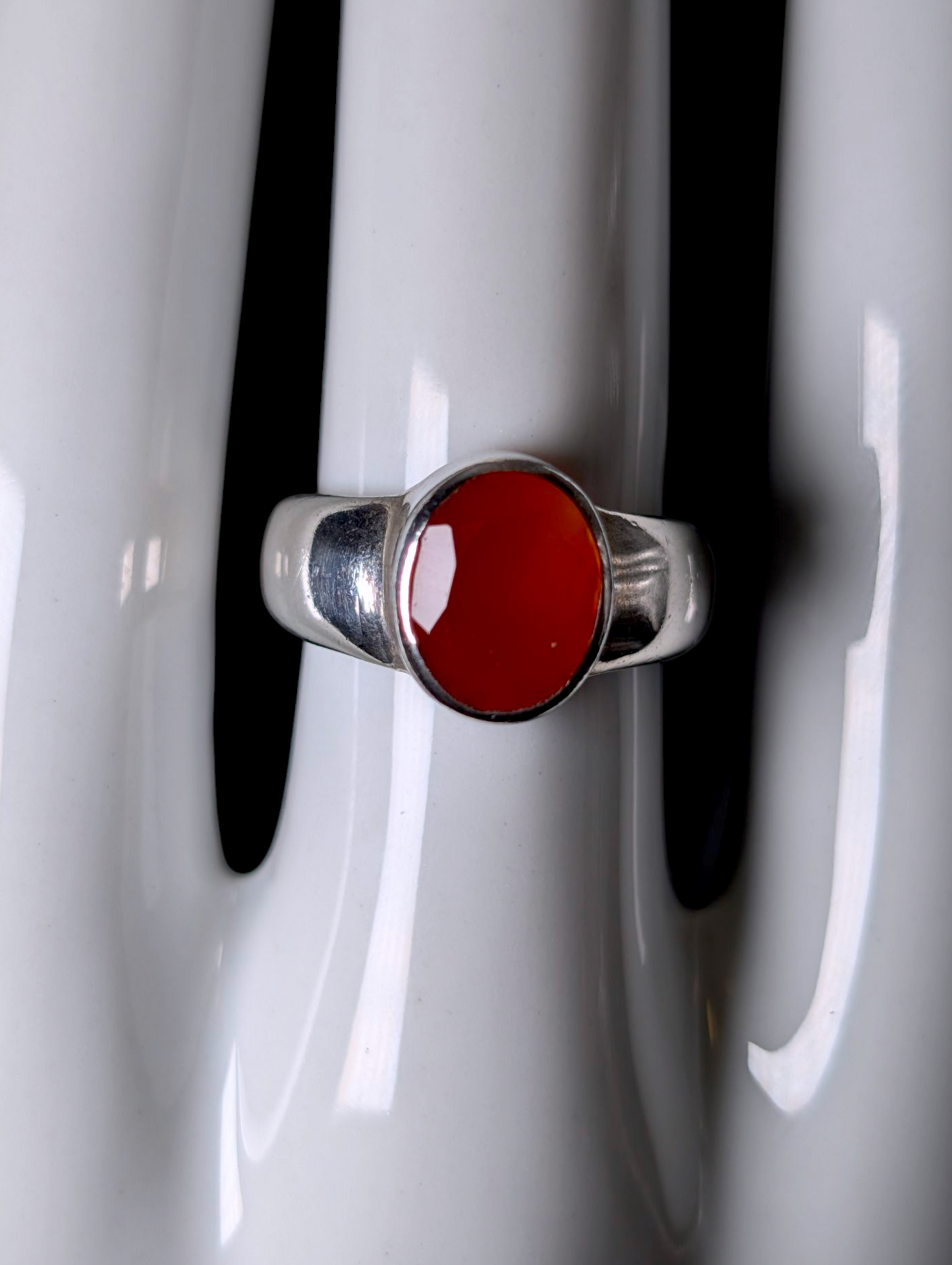 Vintage Bezel Set Genuine Orange Carnelian Solitaire Sterling Silver Band Ring