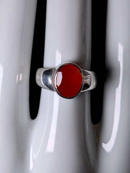 Vintage Bezel Set Genuine Orange Carnelian Solitaire Sterling Silver Band Ring