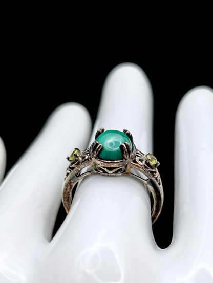 Vintage Oval Solitaire Genuine Malachite and Peridot Accent Stones Sterling Silver Tarnish Filigree Ring