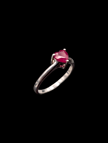 Vintage Genuine Earth Mined Red Ruby Heart Solitaire Minimalist Sterling Silver Ring