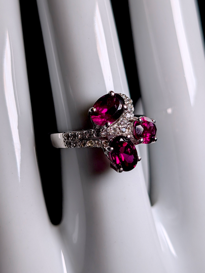 Vintage Three Stone Oval Cut Genuine Rhodolite Garnet and White Topaz Sterling Silver Ring