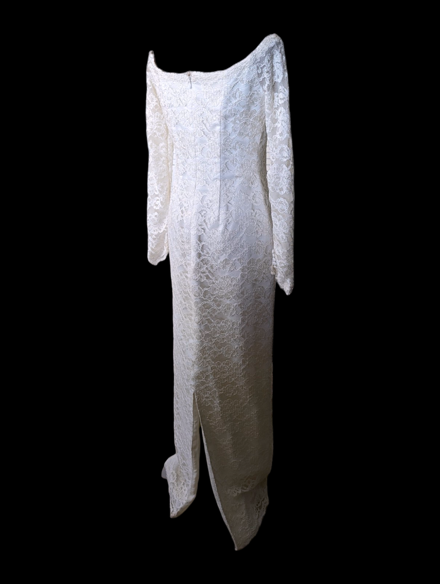 1990s Stunning Off the Shoulder Long Sleeve Lace Wedding Dress with De HobbyBobbins 1990s Stunning Off the Shoulder Long Sleeve Lace Wedding Dress with De HobbyBobbins