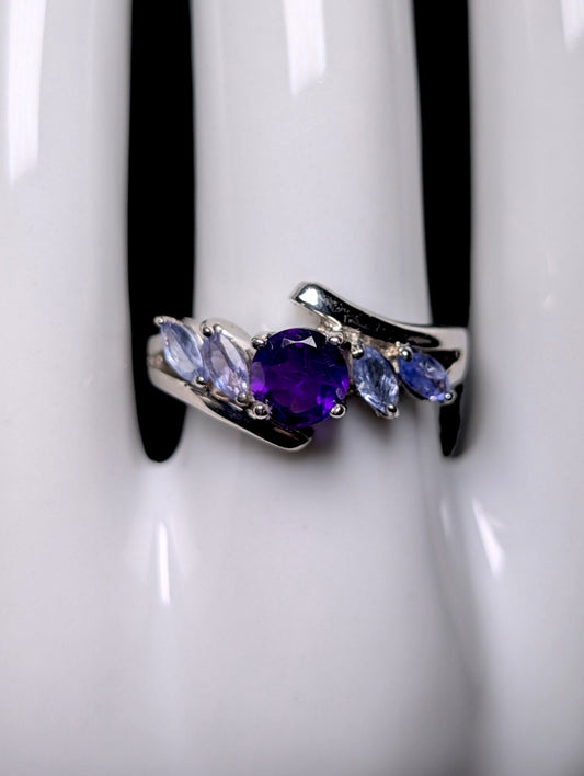 Vintage Genuine Tanzanite and Amethyst Cross Over Sterling Silver Ring