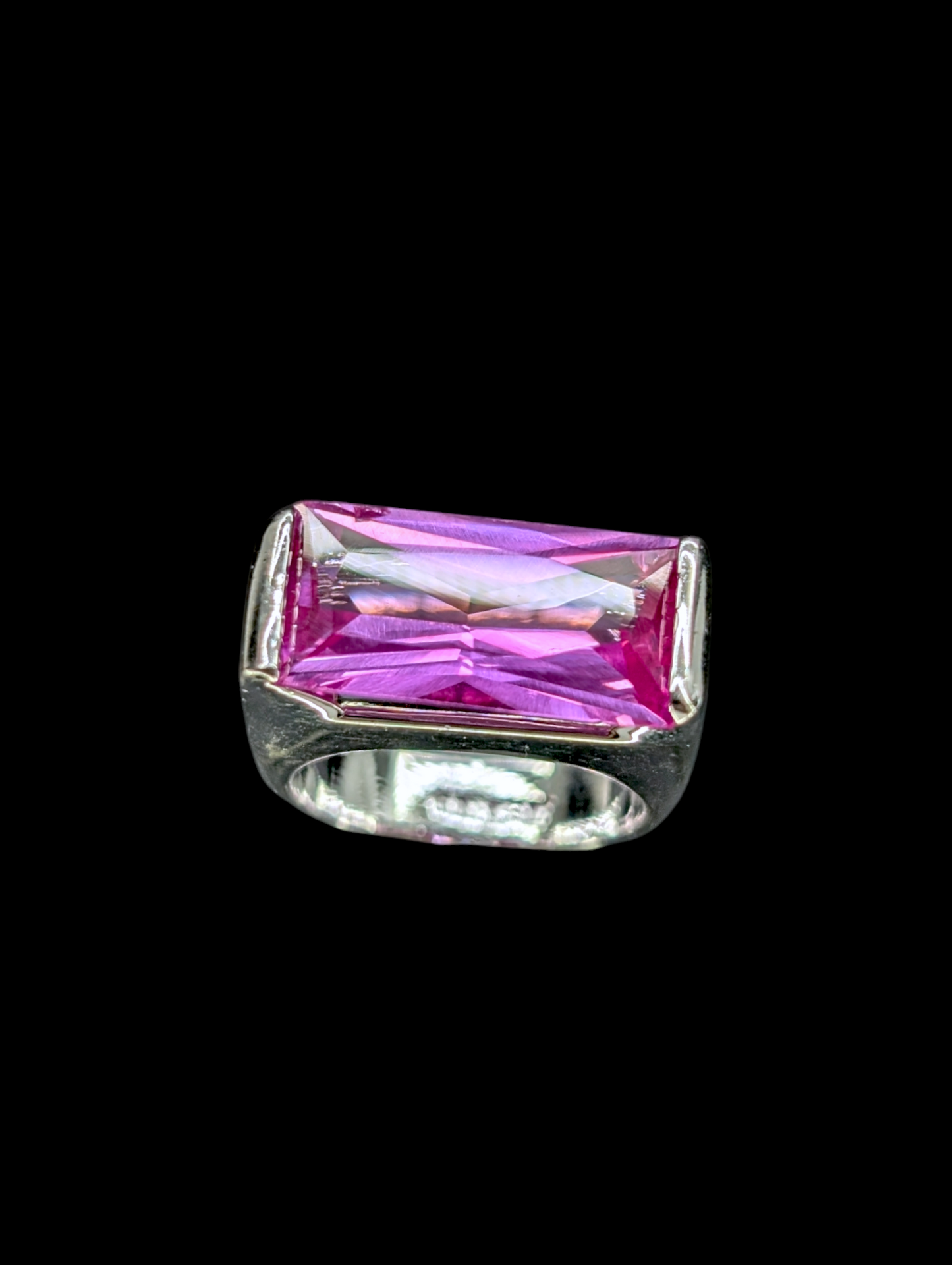 1980s 16 Carat East West Baguette Cut Genuine Pink Sapphire Solitaire Silver Ring