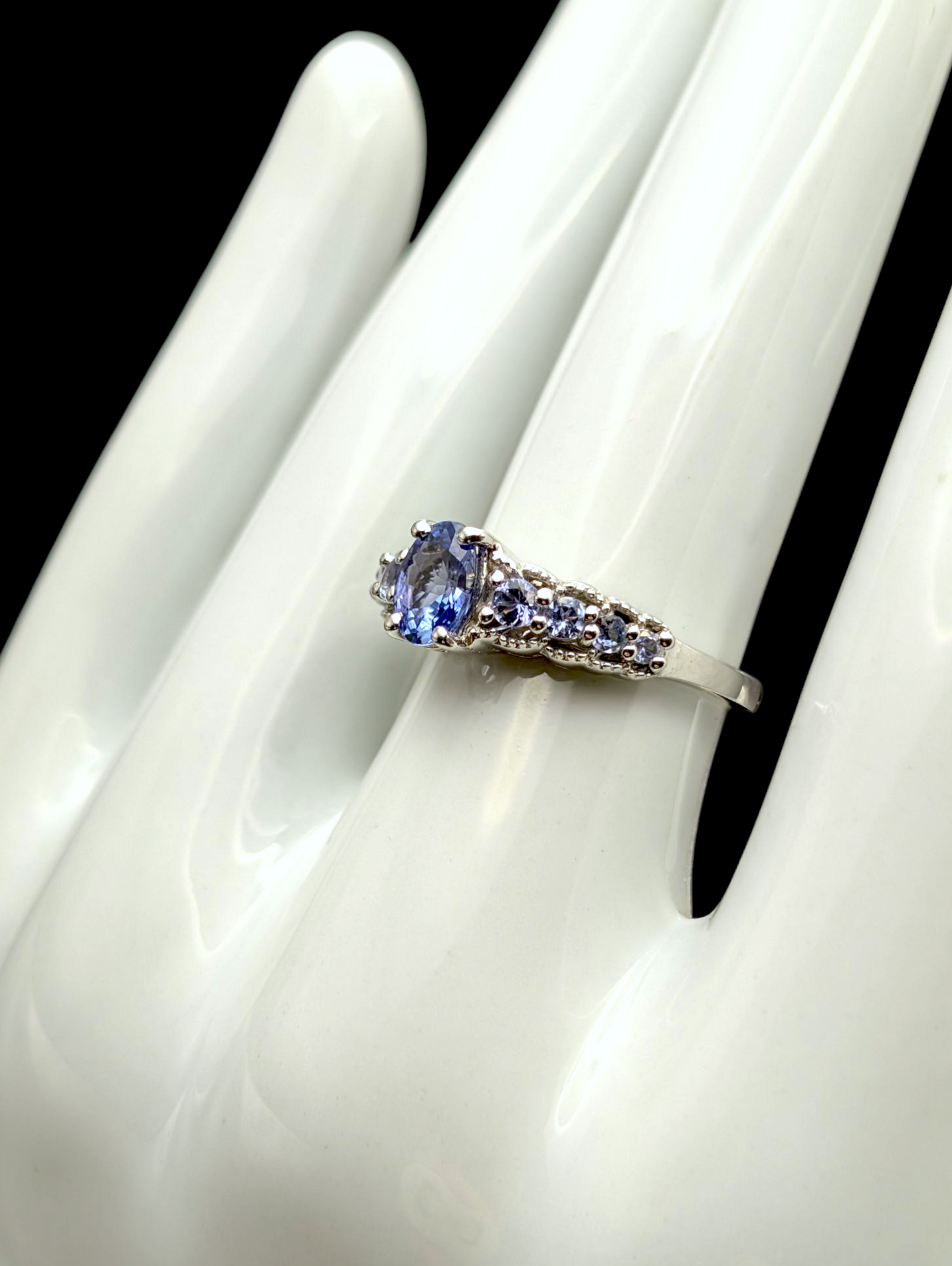 Vintage Oval Cut Earth Mined Genuine Tanzanite Sterling Silver Ring