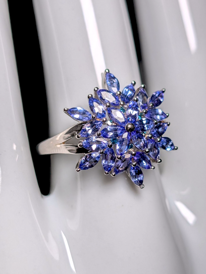 Vintage Starburst Flower Earth Mined Genuine Light Purple Tanzanite and Hidden Blue Topaz Sterling Silver Cluster Statement Ring