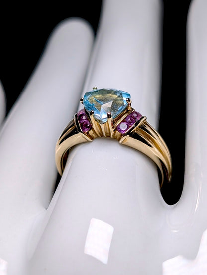 Vintage Trillion Solitaire Genuine Blue Topaz and Amethyst 10k Yellow Gold Ring