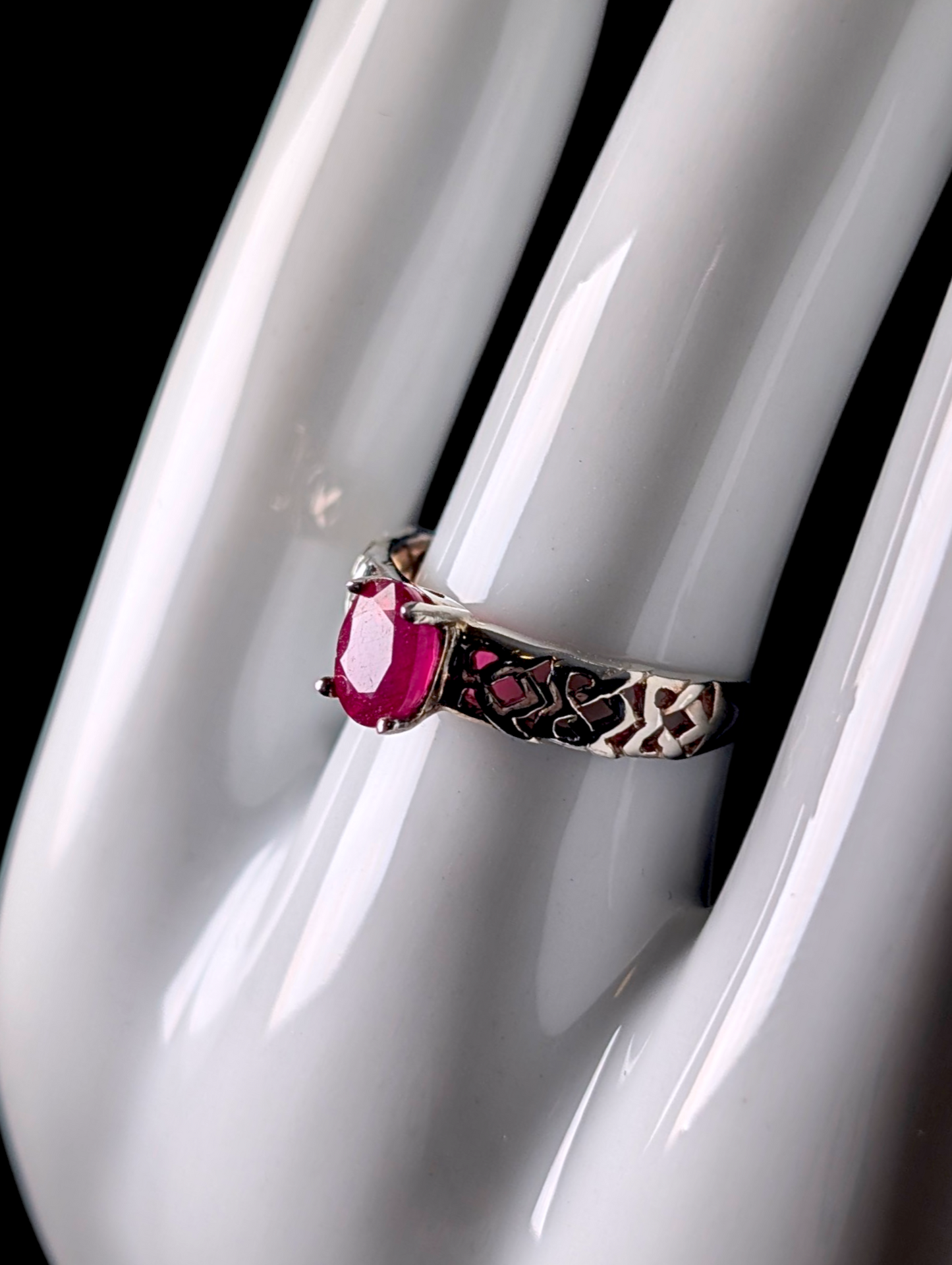 Vintage Oval Cut Genuine Ruby Solitaire with Celtic Love Knot Filigree 14kt Yellow Gold over Sterling Silver Ring